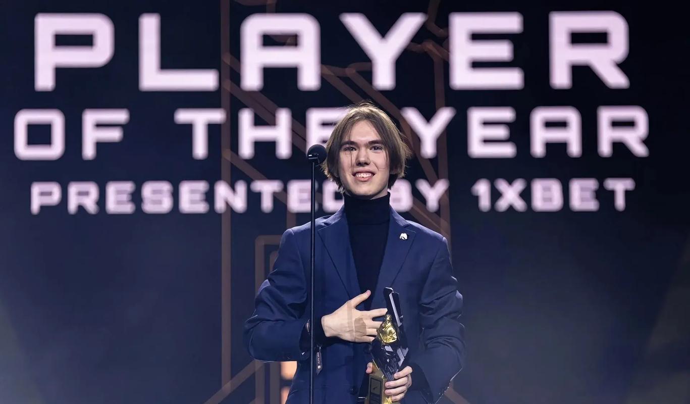 英雄联盟比赛：LPL战队DMO被TT语音收购，更名为TT英雄联盟分部