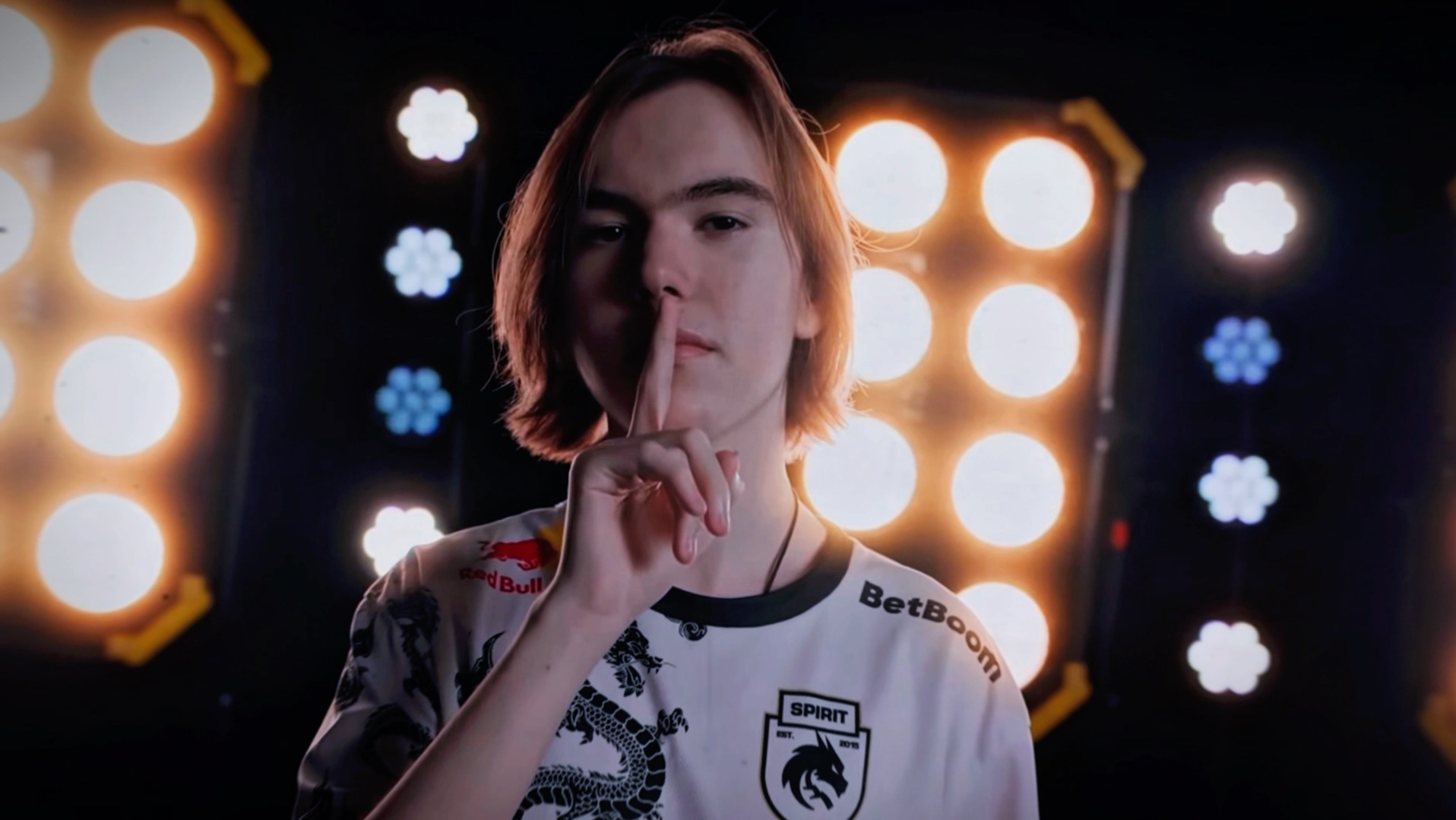 Eternal Fire 晋级到下一个阶段，而 Lynn Vision 在 ESL Pro League 第 21 赛季中被淘汰