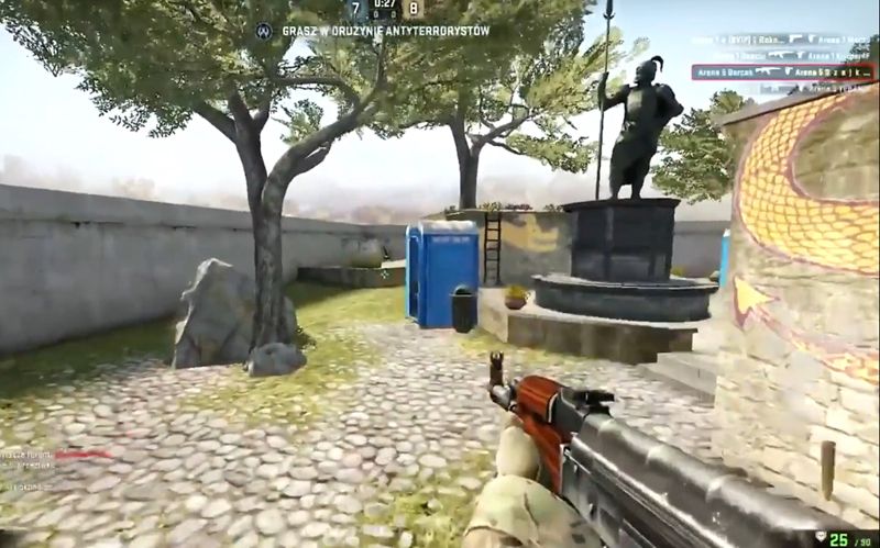 EDG发布了第一阶段阵容：Wink与四名新队员留队