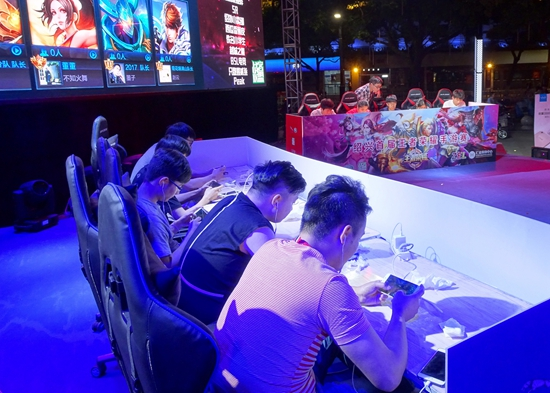 【战报】王者荣耀2020KPL秋季赛，AG超玩会状态正佳零封VG