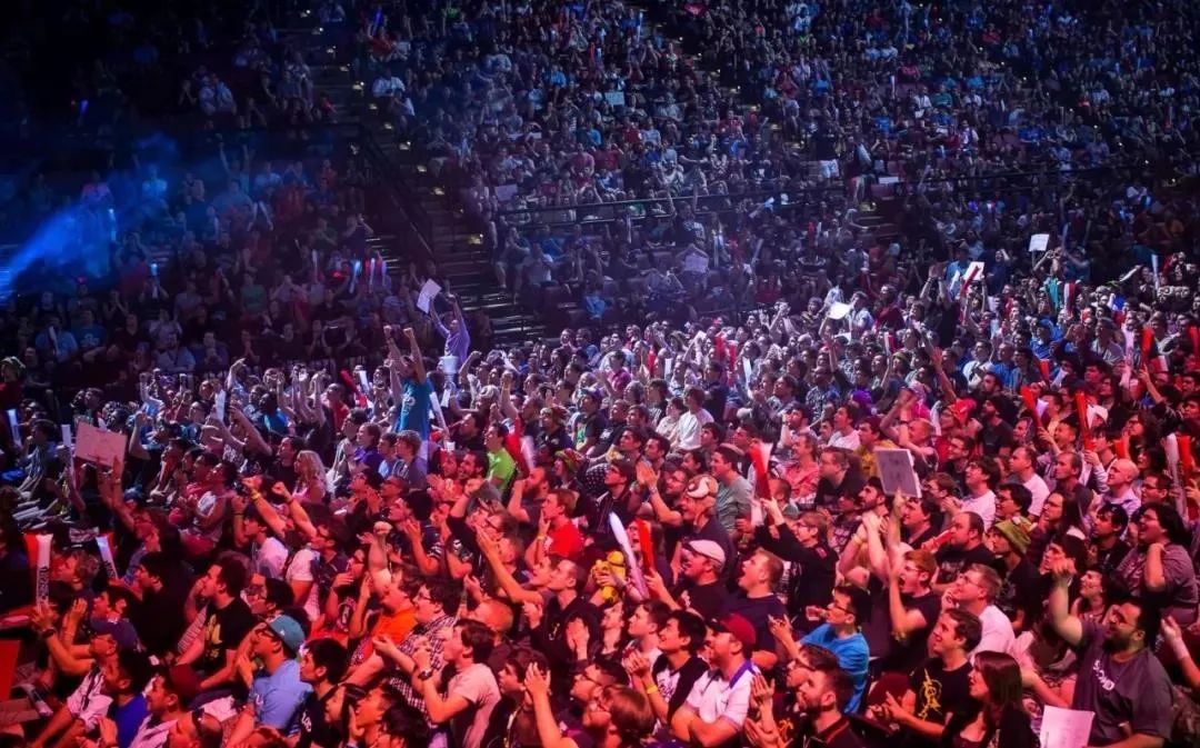 【赛后战报】仍存希望，FPX横扫TT仍有晋级登峰组的机会