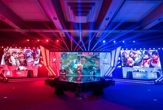 被击败但仍然光荣 x2！ Jee 的 4 次击杀无效，但 NAVI 的铁血防守让他们从 1-2 反弹，战胜了 TyLoo 。